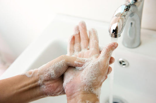 Richtig Händewaschen mit fester Seife – so geht's